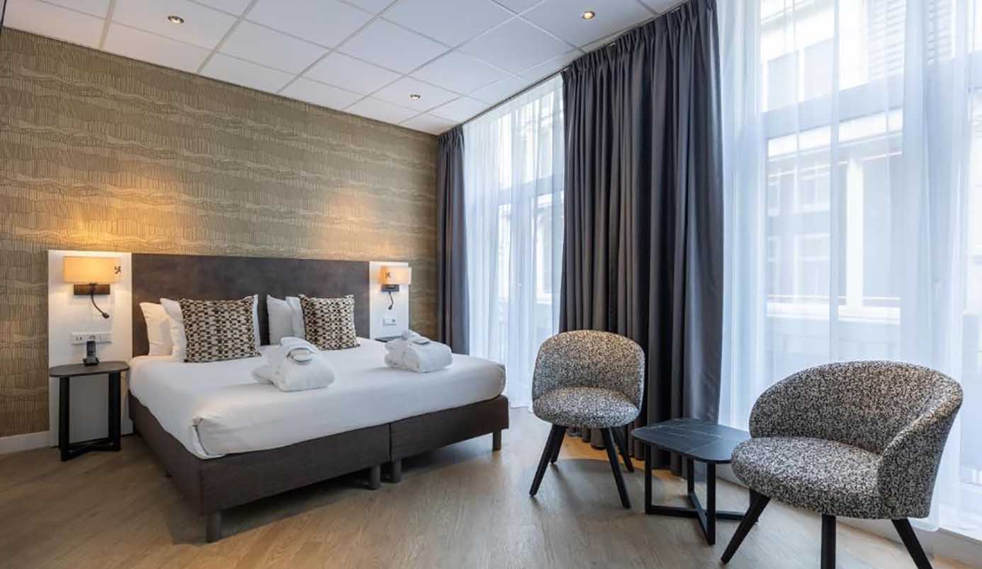 Waterhotels in Amsterdam: Een Unieke Verblijfservaring op het Water